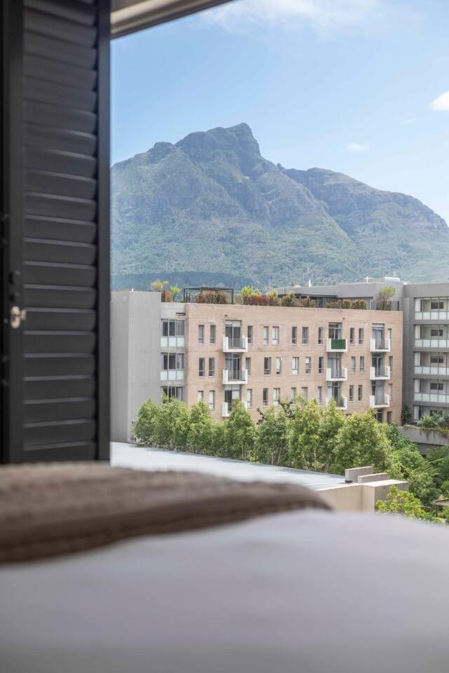 Lovely 2 Bed In Claremont